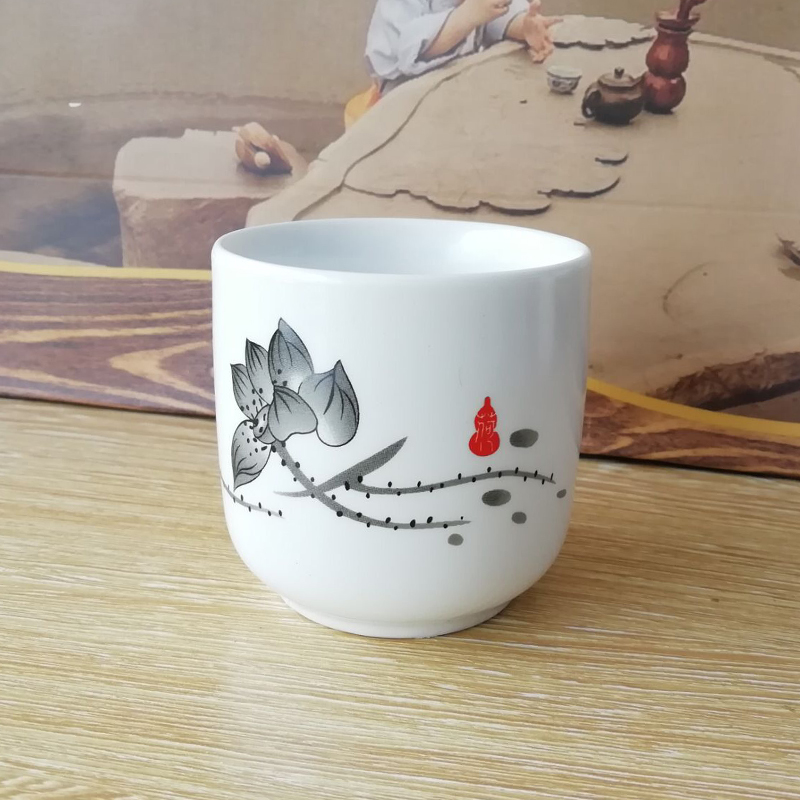 Cerc Blue And White Porcelain  - Wine Beer Restaurant 评论和价格