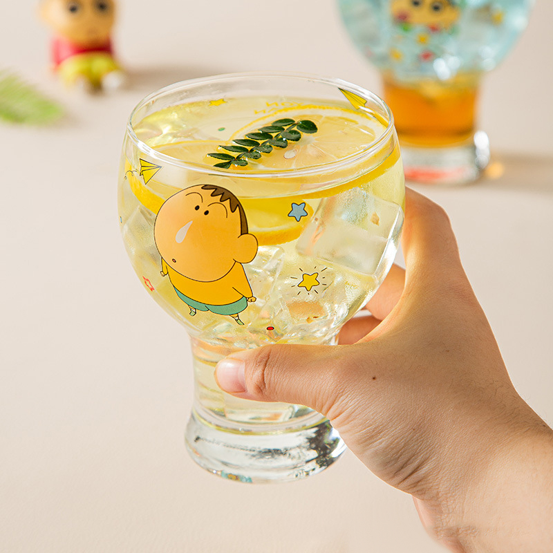 X&W 4Pcs Crayon Shin-Chan Glas - Wine X Beer 评论和价格